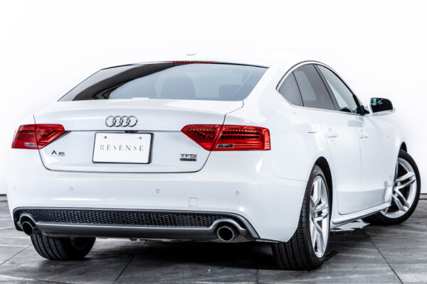 A5スポーツバック 2.0TFSIクワトロ Sライン 4WD