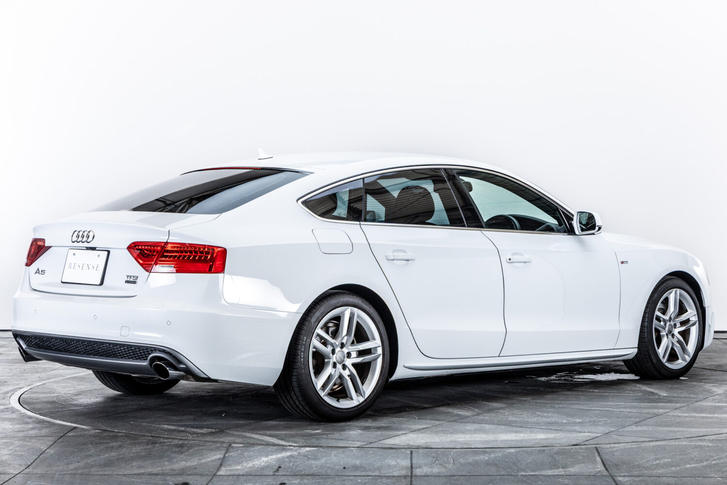 A5スポーツバック 2.0TFSIクワトロ Sライン 4WD