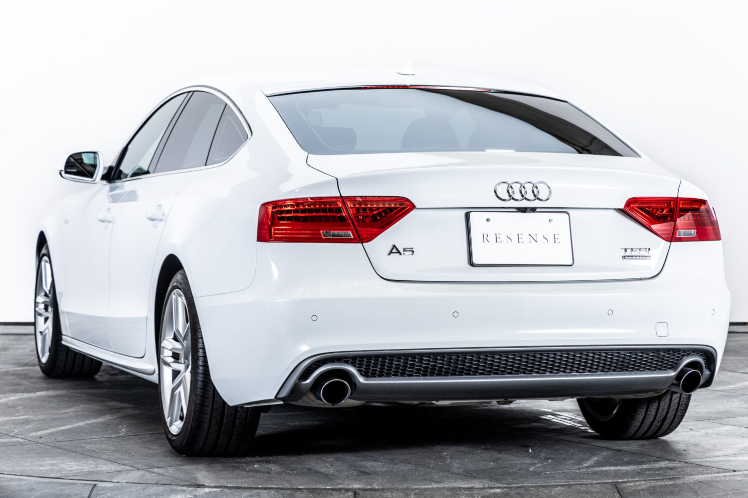 A5スポーツバック 2.0TFSIクワトロ Sライン 4WD