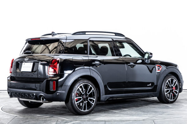MINIクロスオーバー ジョン・クーパー・ワークス 4WD