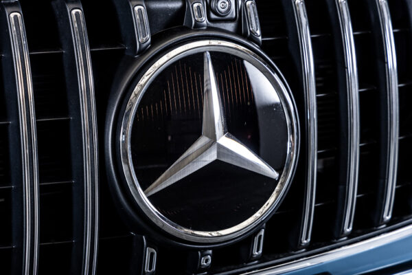 Sクラス S63 Eパフォーマンス 4WD