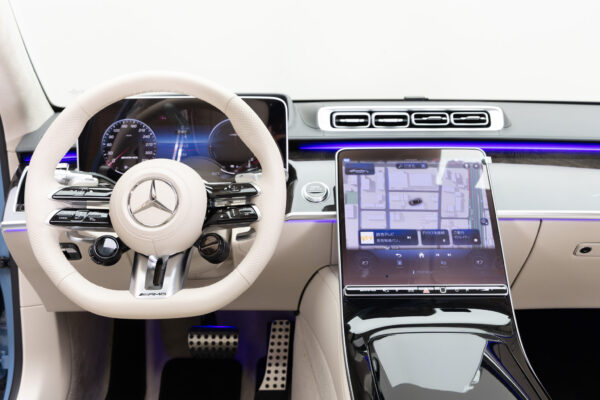 Sクラス S63 Eパフォーマンス 4WD