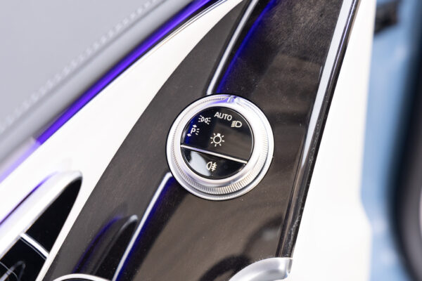 Sクラス S63 Eパフォーマンス 4WD