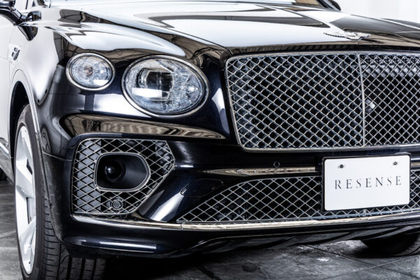 ベンテイガ V8 4WD