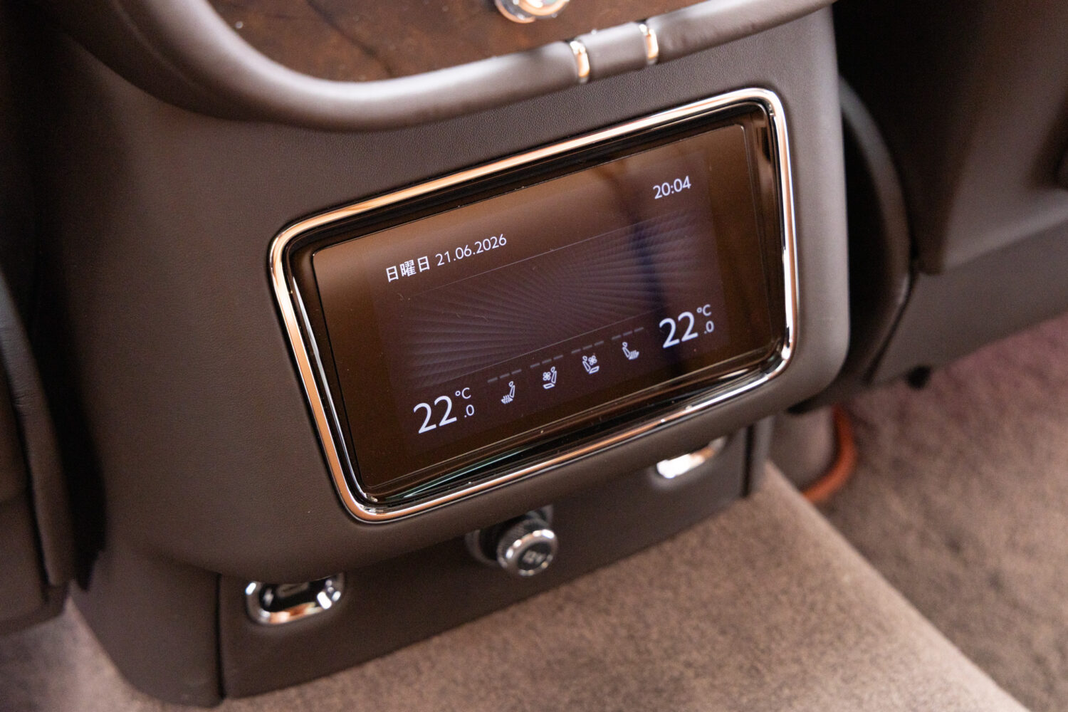 ベンテイガ V8 4WD