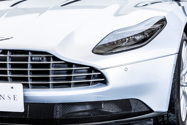 DB11 AMR