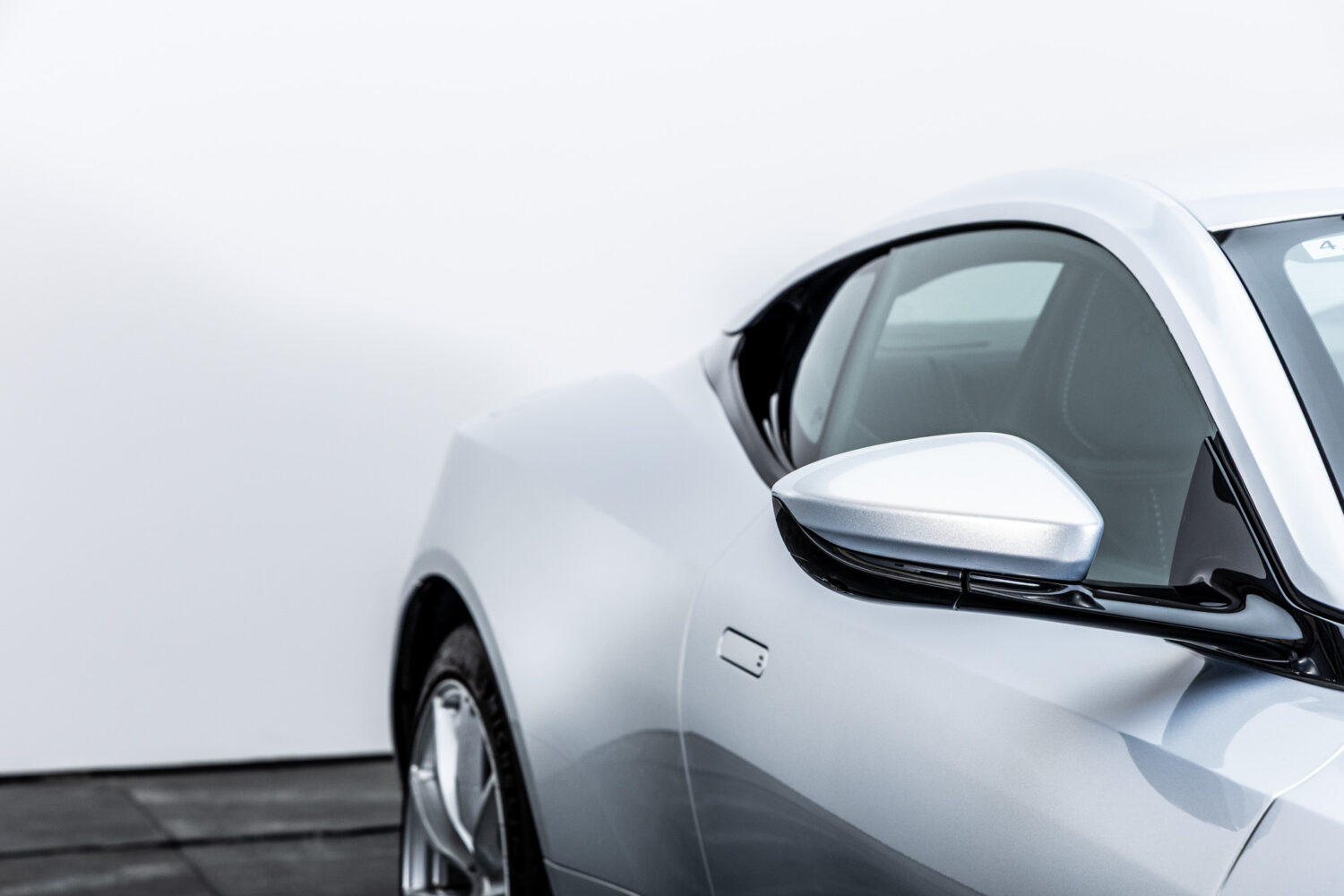 DB11 AMR