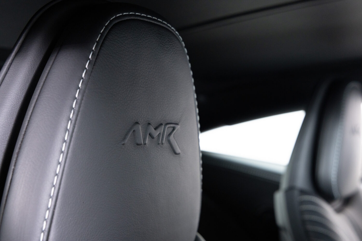 DB11 AMR