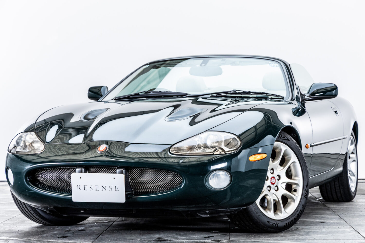 XKコンバーチブル XKR