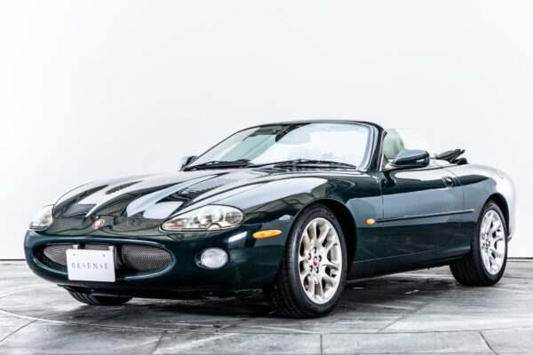 XKコンバーチブル XKR