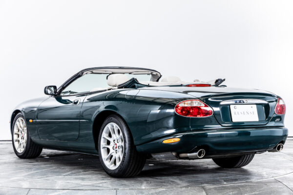 XKコンバーチブル XKR