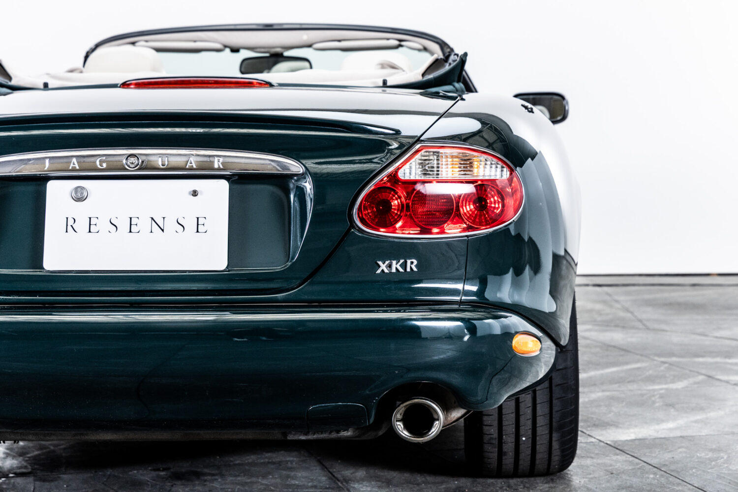 XKコンバーチブル XKR