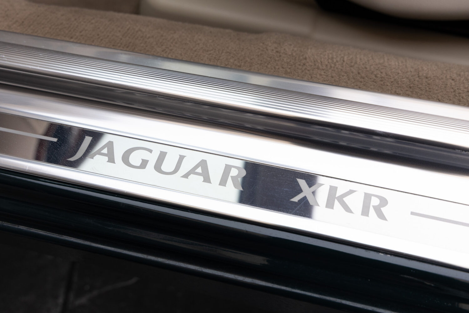 XKコンバーチブル XKR