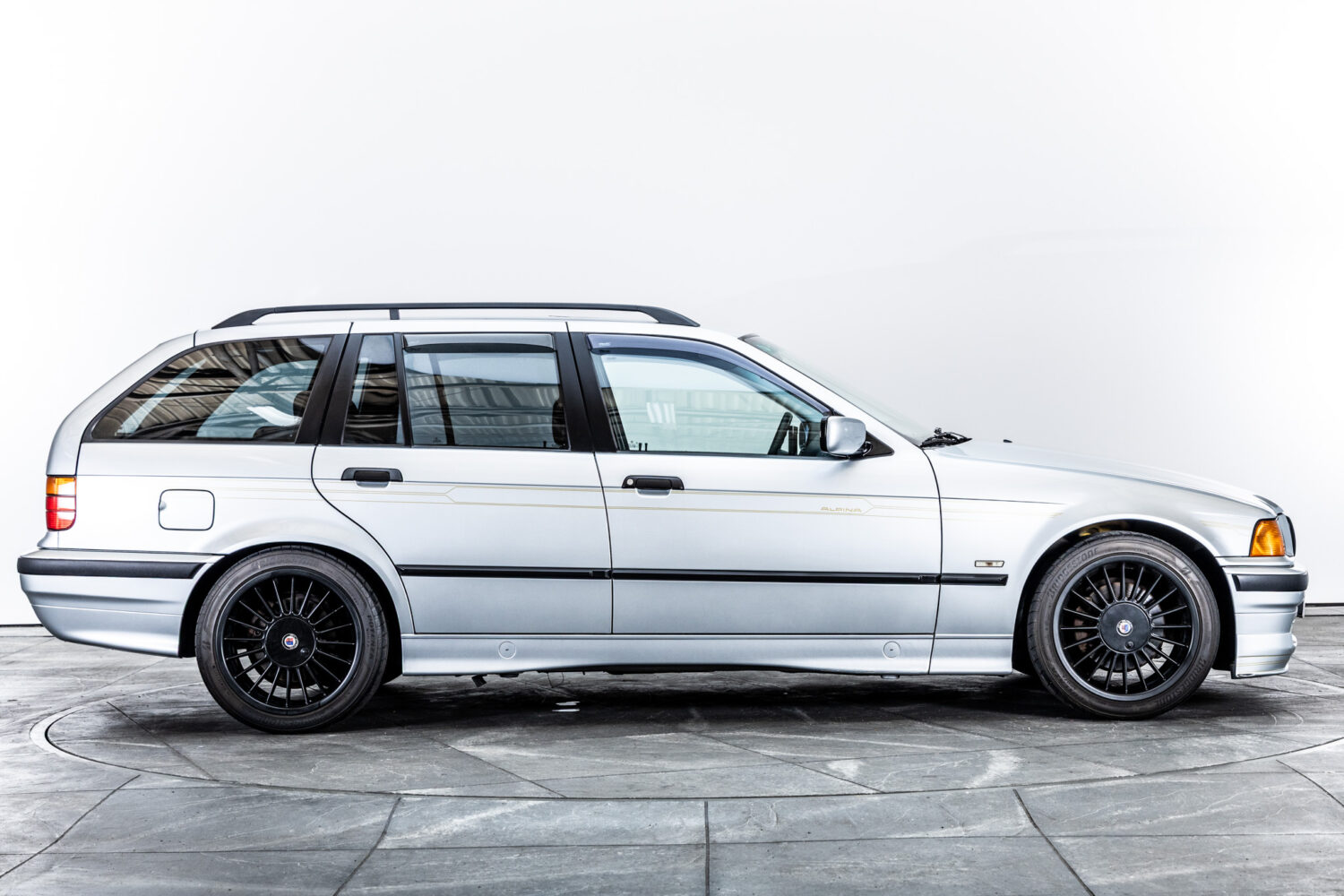 B6ツーリング 2.8