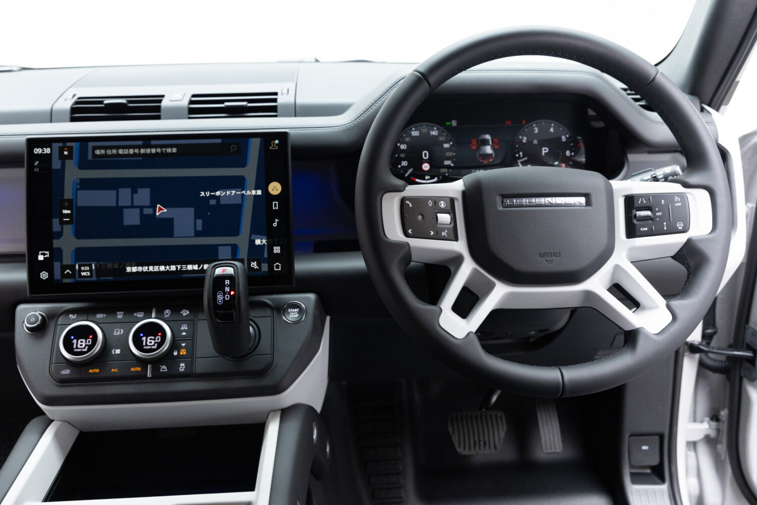 ディフェンダー 110 XダイナミックSE 2.0L P300 4WD