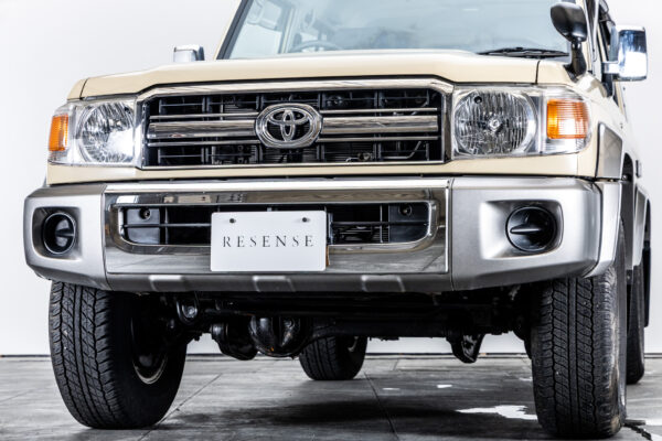 ランドクルーザー70 5ドア 4.0 4WD