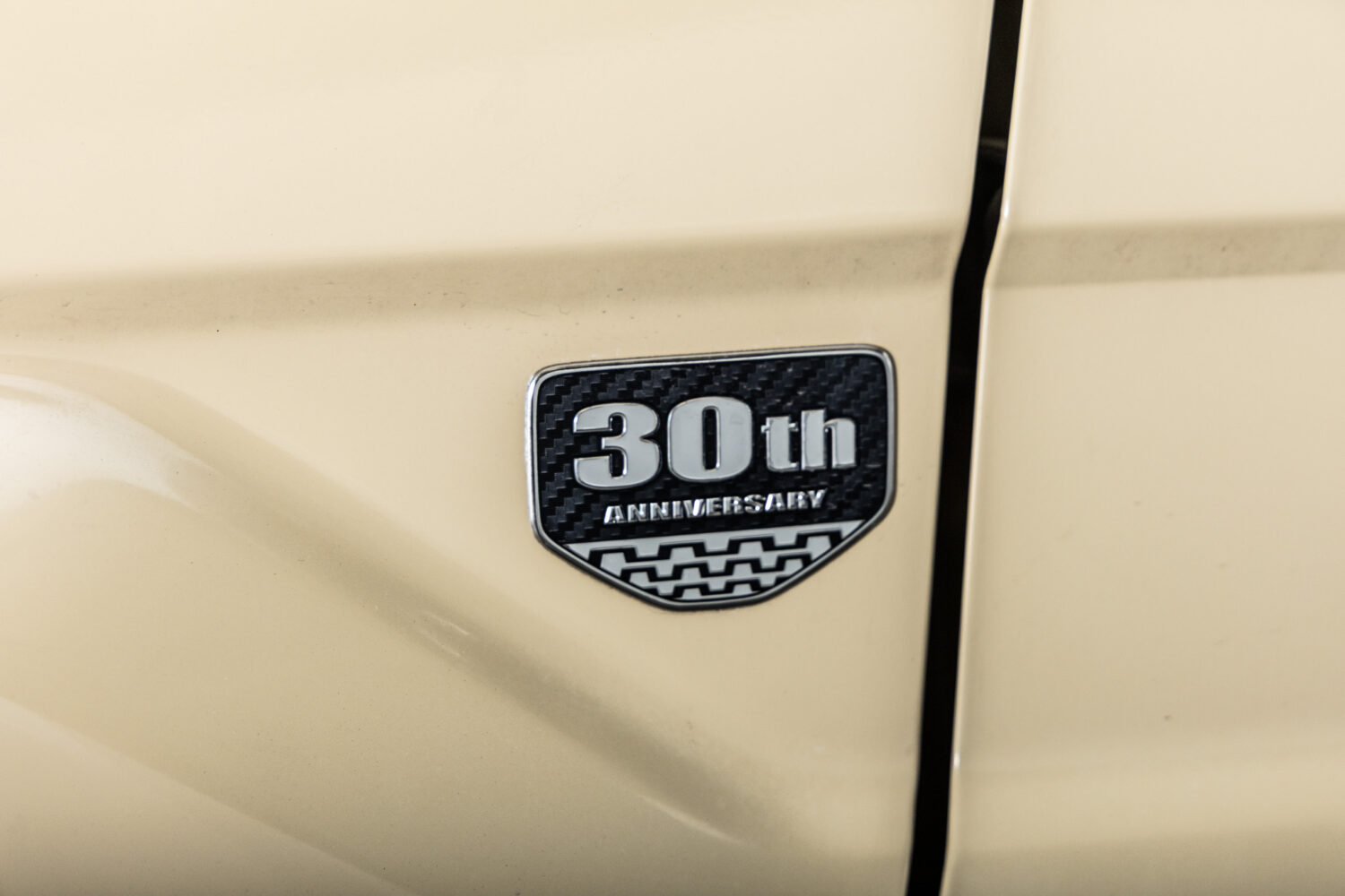 ランドクルーザー70 5ドア 4.0 4WD