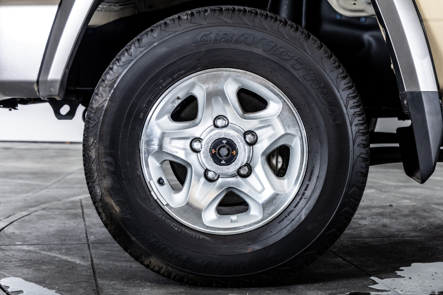 ランドクルーザー70 5ドア 4.0 4WD