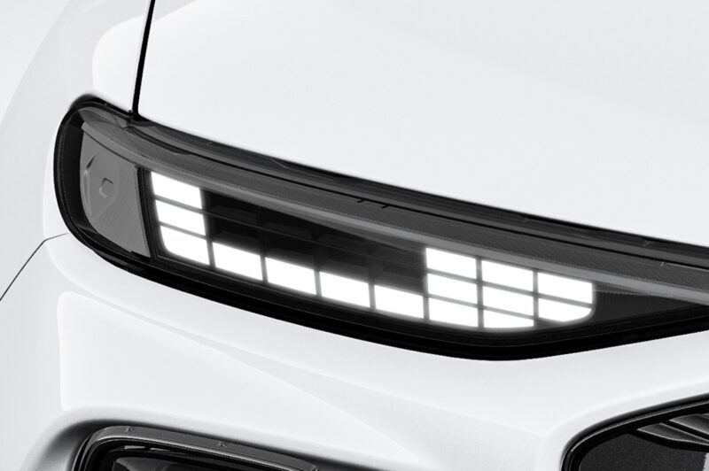 フルモデルチェンジ　アウディQ3シリーズ　マットやローンチエディションも登場