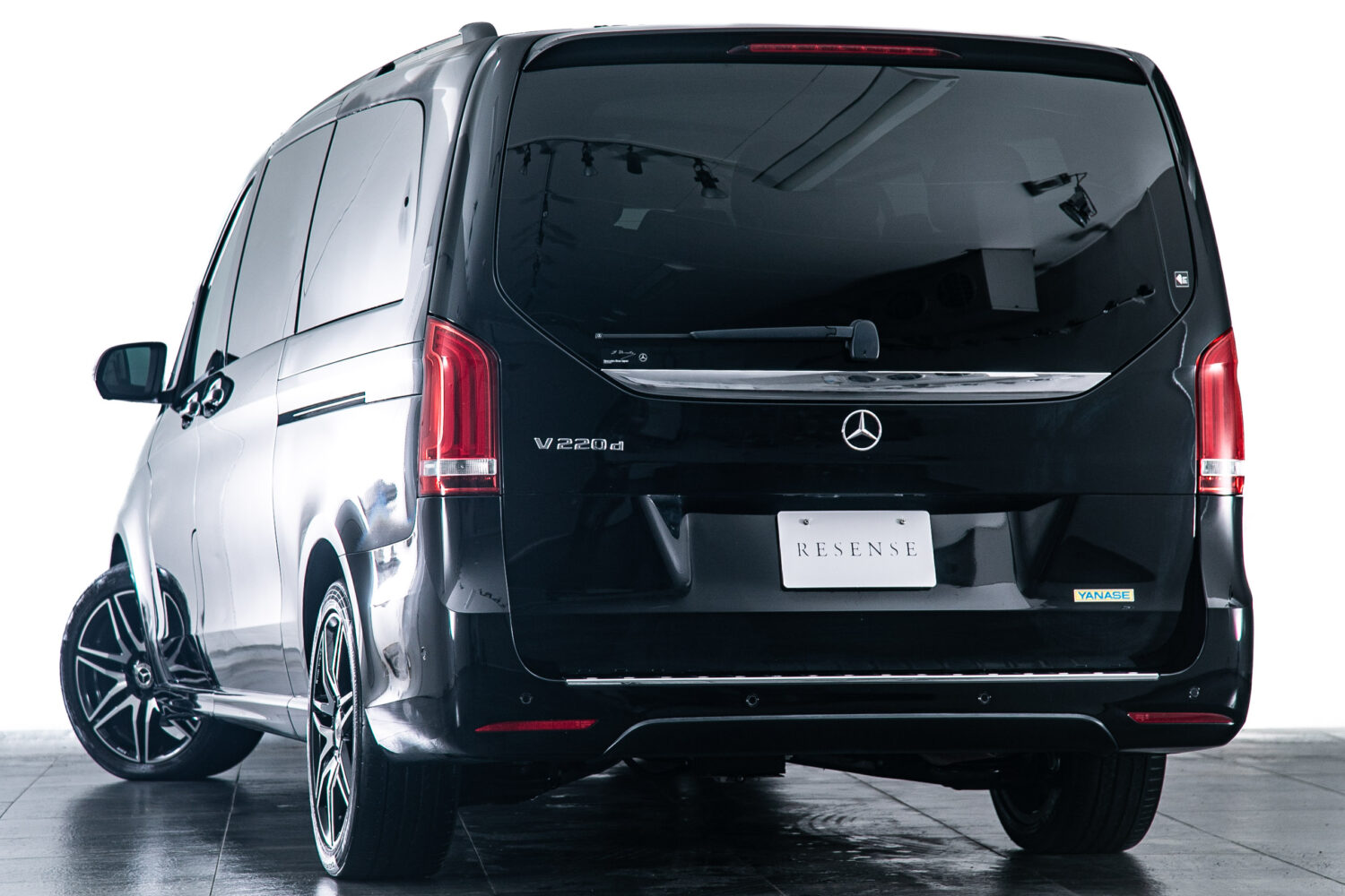 V220d アバンギャルド エクストラロング AMGライン