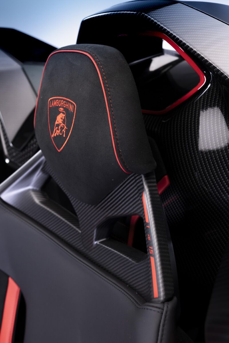 限定15台　最新のFew Offモデル　ランボルギーニ・フェノメノ・ロードスター