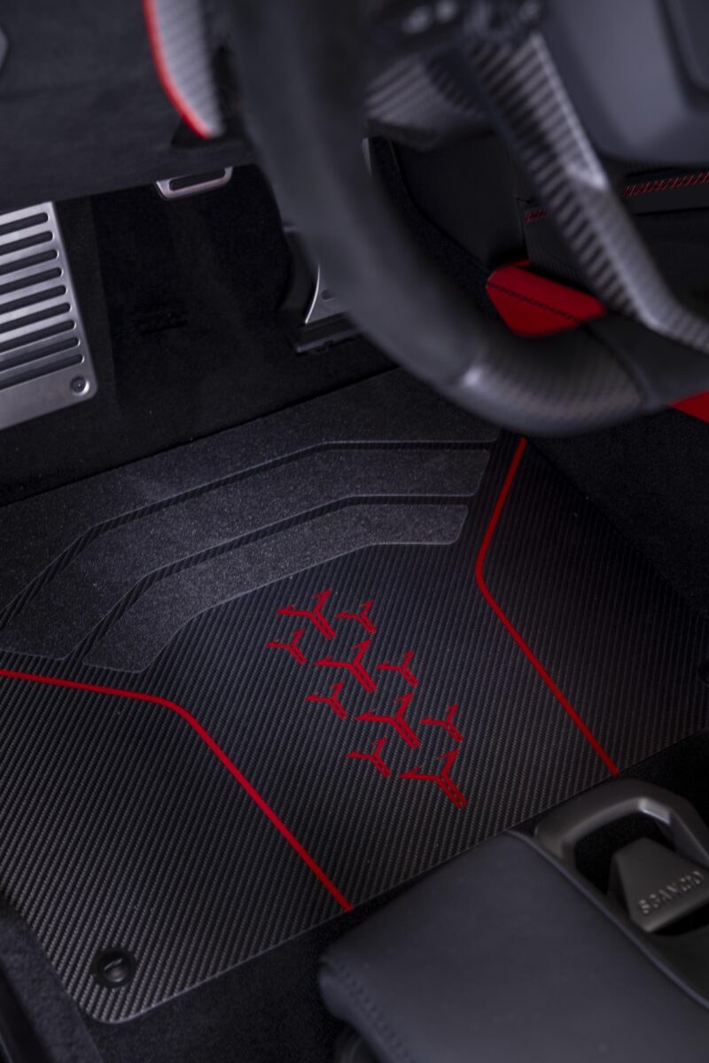 限定15台　最新のFew Offモデル　ランボルギーニ・フェノメノ・ロードスター