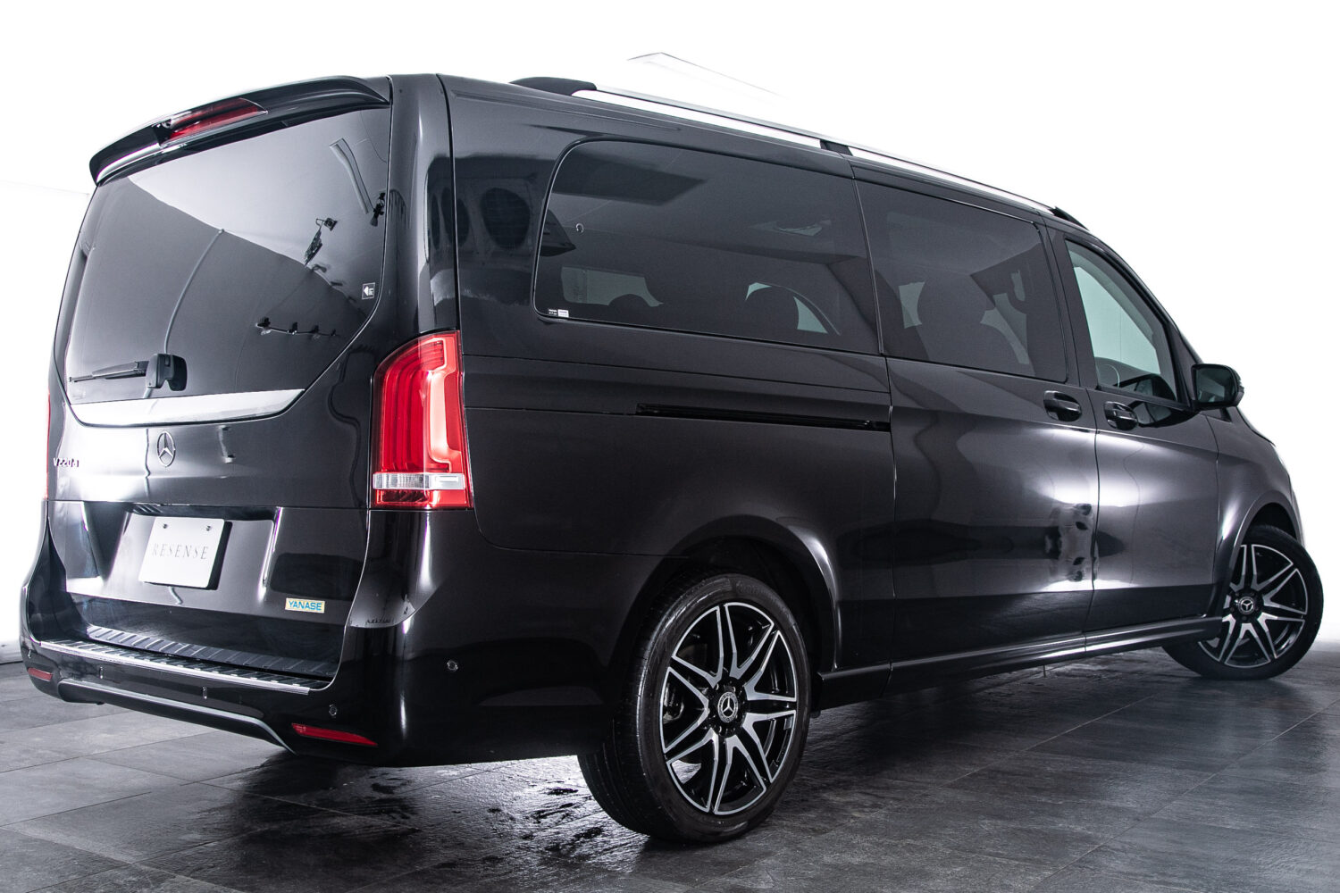 V220d アバンギャルド エクストラロング AMGライン