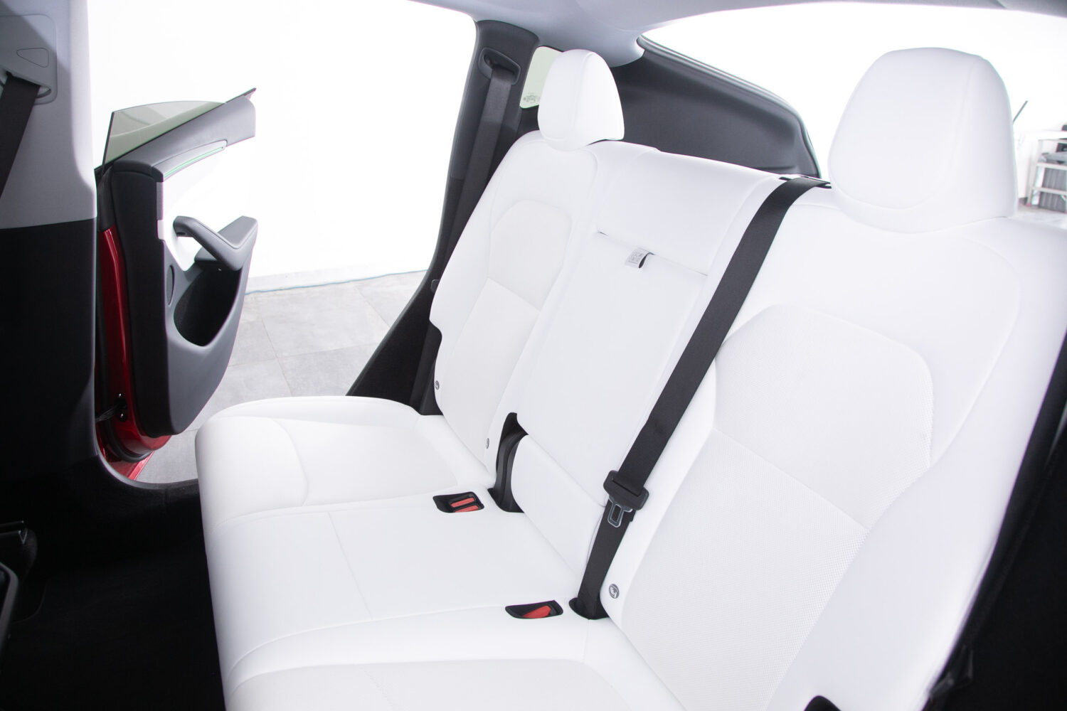 モデルY LAUNCH SERIES デュアルモーター AWD ロングレンジ 4WD