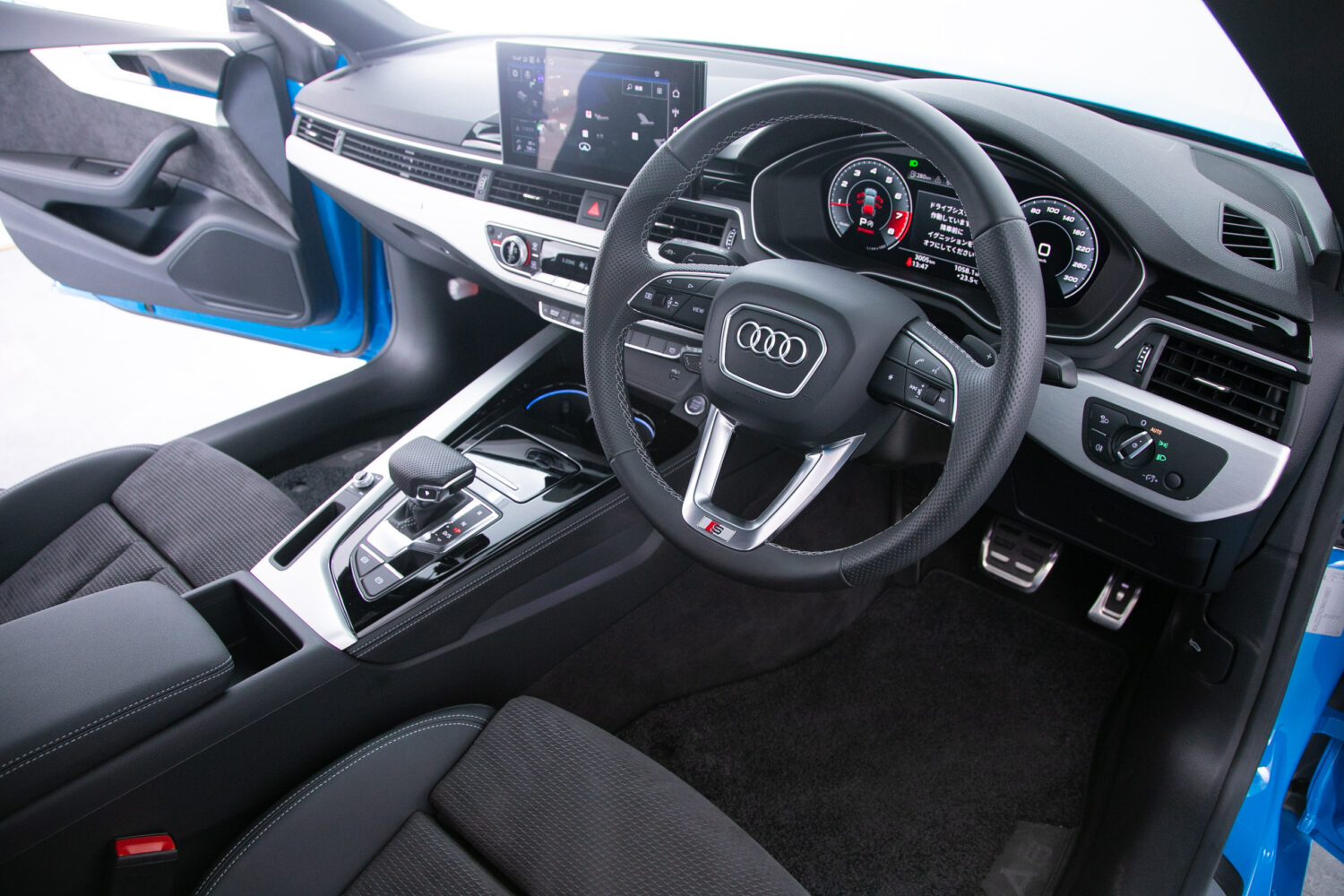 A5 スポーツバック 45TFSI クワトロ Sライン 4WD