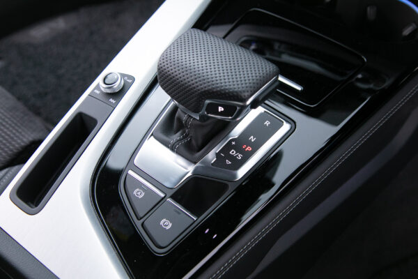 A5 スポーツバック 45TFSI クワトロ Sライン 4WD