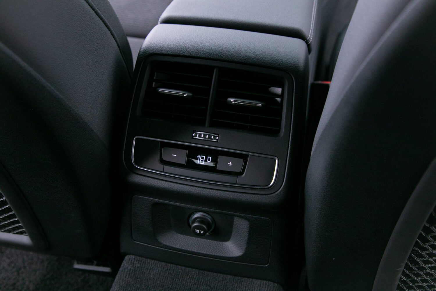 A5 スポーツバック 45TFSI クワトロ Sライン 4WD