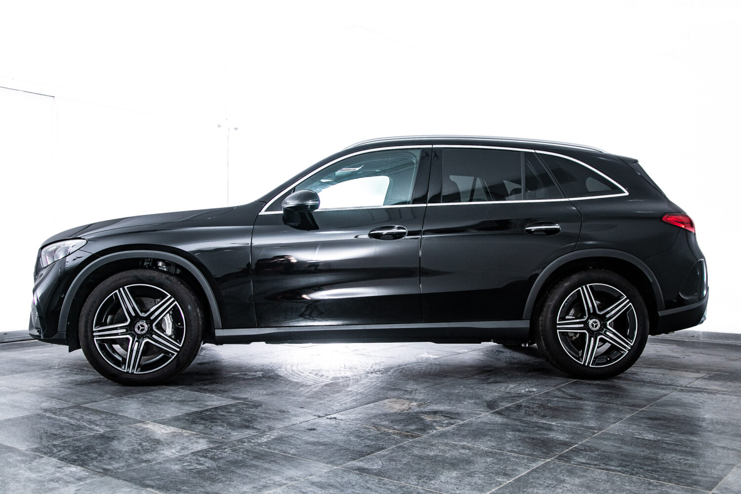 GLC220d 4マチック AMGライン