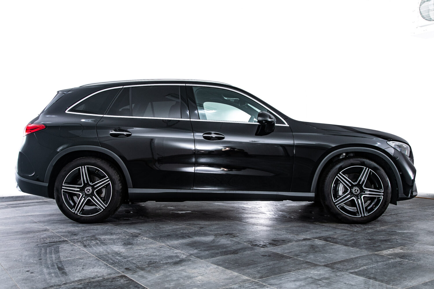 GLC220d 4マチック AMGライン