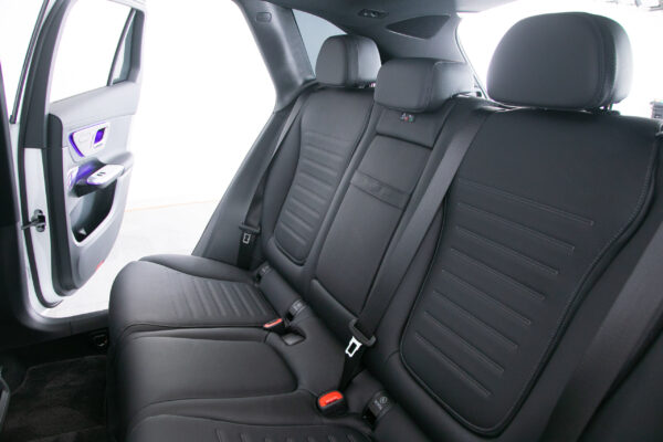 GLC220d 4マチック AMGライン