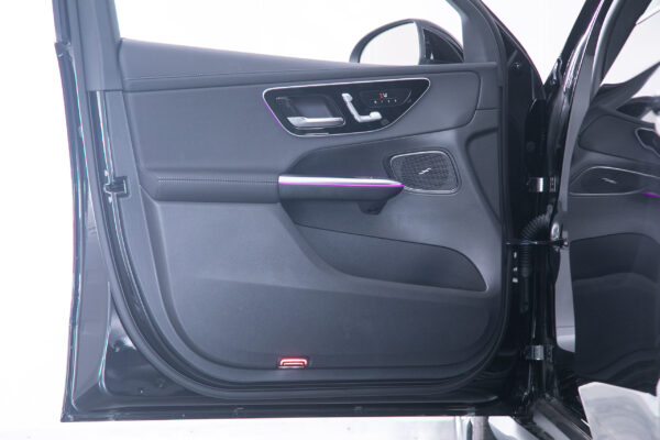 GLC220d 4マチック AMGライン