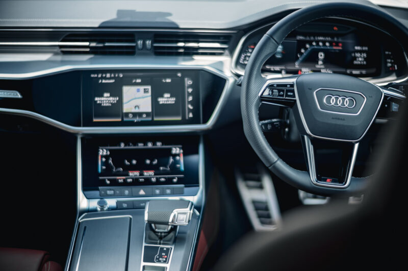 アウディ・S6(2025)控えめで過激という矛盾を楽しむ