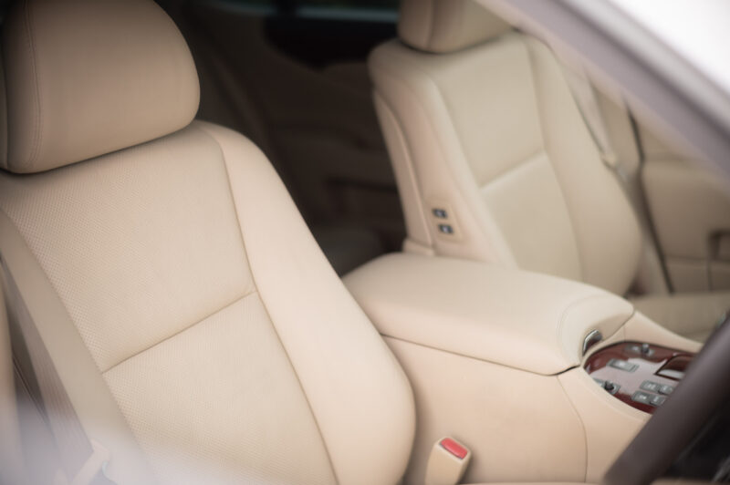レクサス・LS600h（2008）静かに価値を上げるフラッグシップ