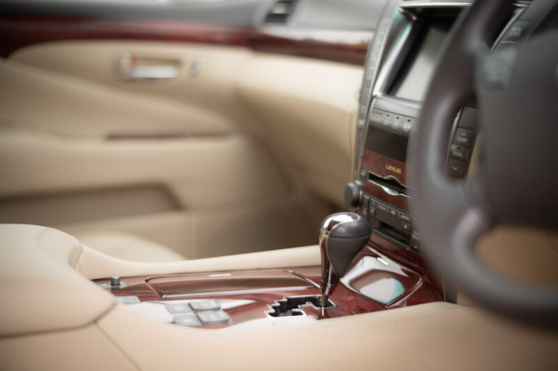 レクサス・LS600h（2008）静かに価値を上げるフラッグシップ
