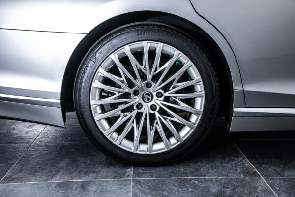 LS 500h Iパッケージ