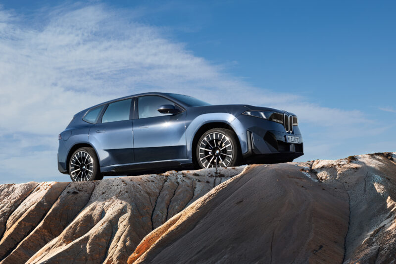 優先商談申し込み開始　BMW iX3　ノイエ・クラッセ第一弾モデル
