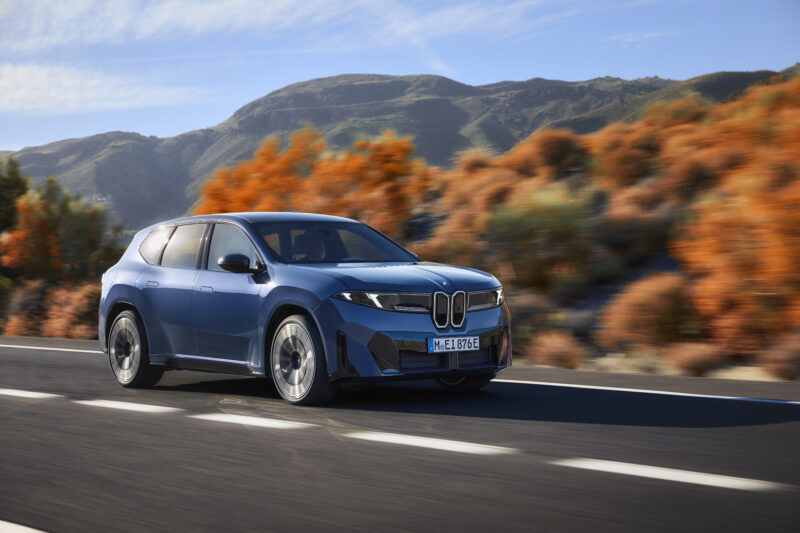 優先商談申し込み開始　BMW iX3　ノイエ・クラッセ第一弾モデル