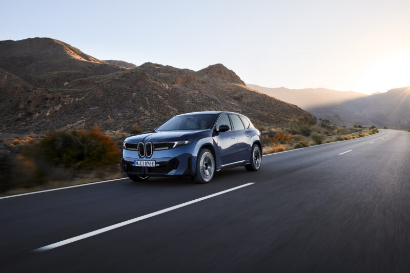 優先商談申し込み開始　BMW iX3　ノイエ・クラッセ第一弾モデル