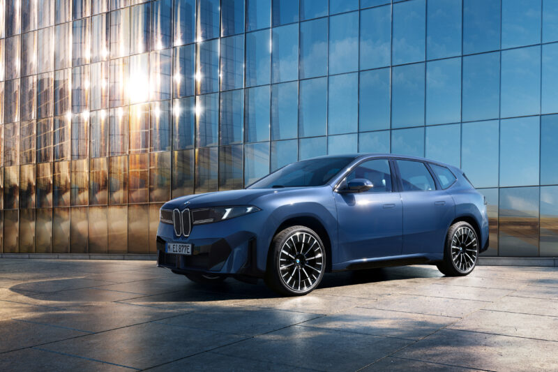 優先商談申し込み開始　BMW iX3　ノイエ・クラッセ第一弾モデル