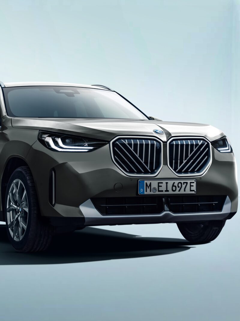 ガソリンとディーゼルにエントリーグレード追加　BMW X3「オリジナル」