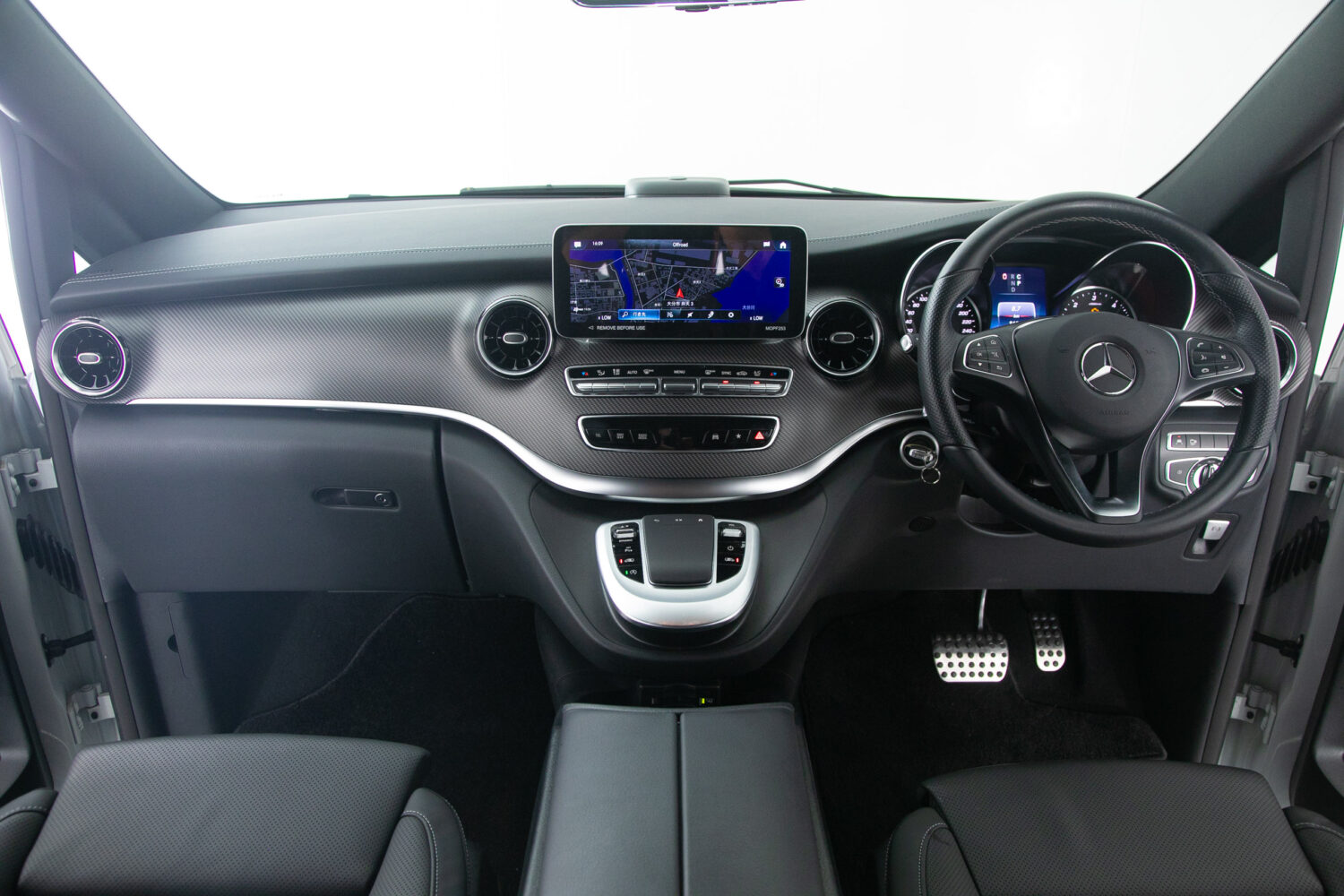 V220d アバンギャルド エクストラロング ブラックスイート