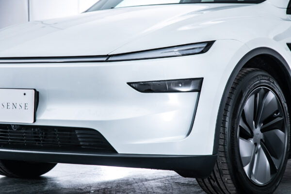 モデルY RWD