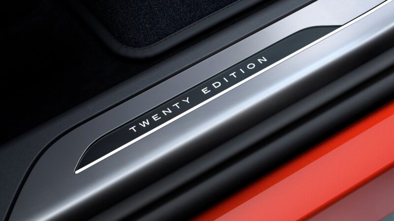 限定20台モデル登場　ランドローバー・レンジローバー・スポーツ　2027年モデル発表