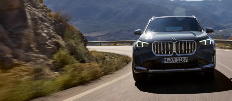 快適で上質なドライブ体験を BMW X1 sドライブ20i追加