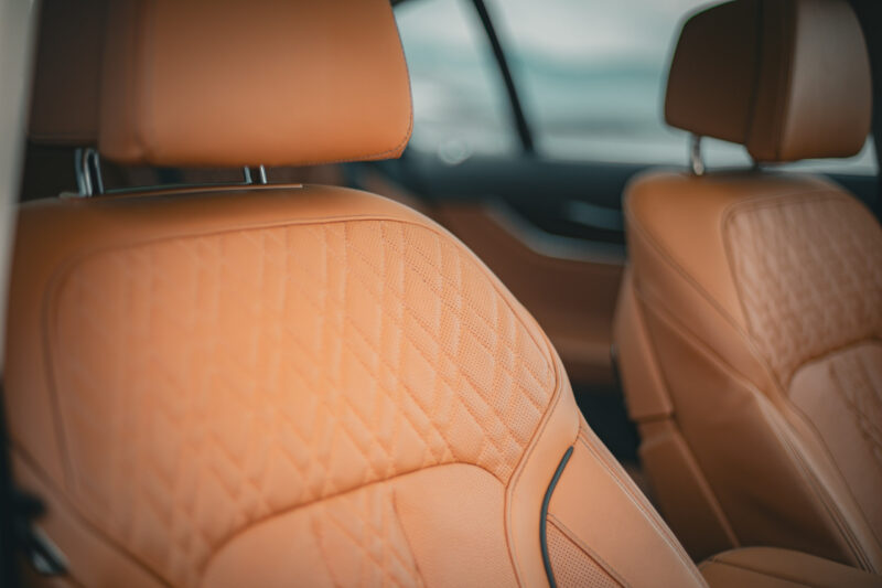 BMW・750i xドライブ ラグジュアリー（2019）ピュアな内燃機関が息づくラグジュアリー