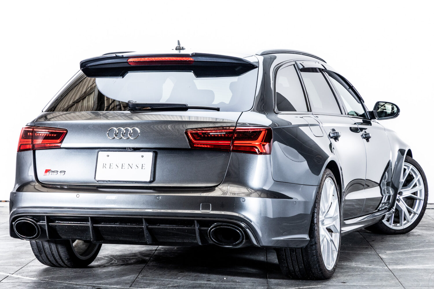 RS6アバント パフォーマンス 4WD